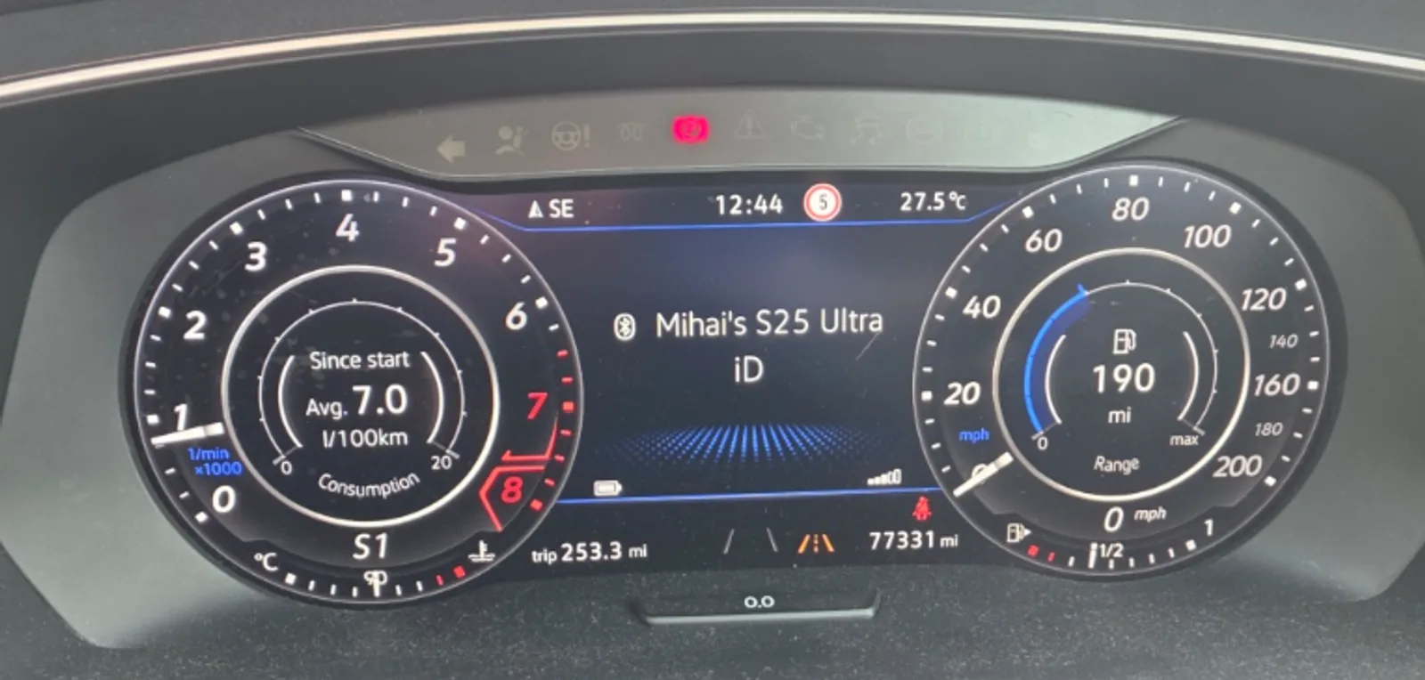 Esempio di vista AID su quadro digitale Volkswagen Active Info Display